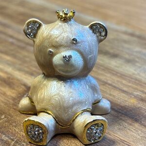 Teddy bear trinket box